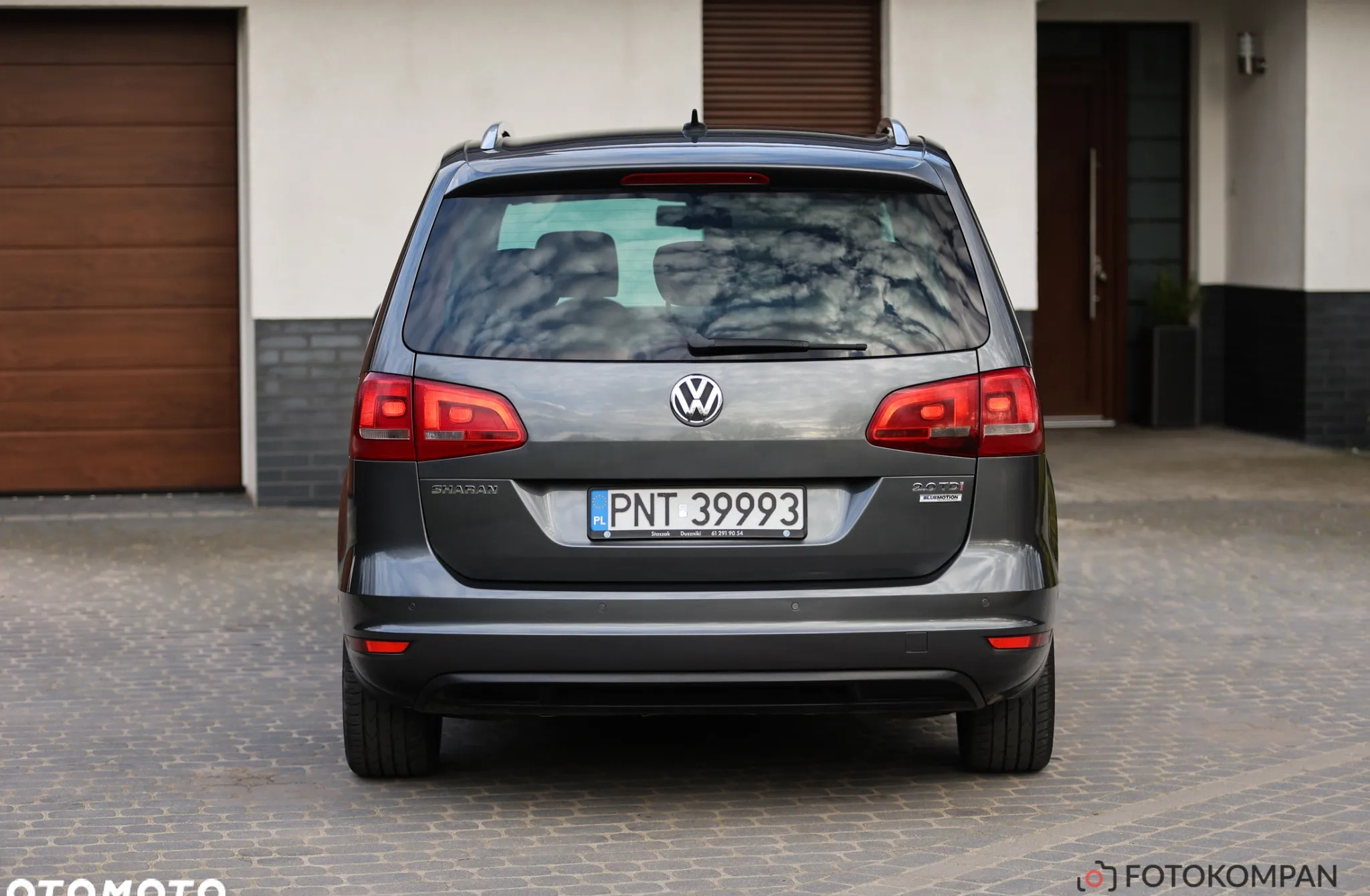 Volkswagen Sharan cena 57500 przebieg: 262418, rok produkcji 2014 z Jaworzno małe 781